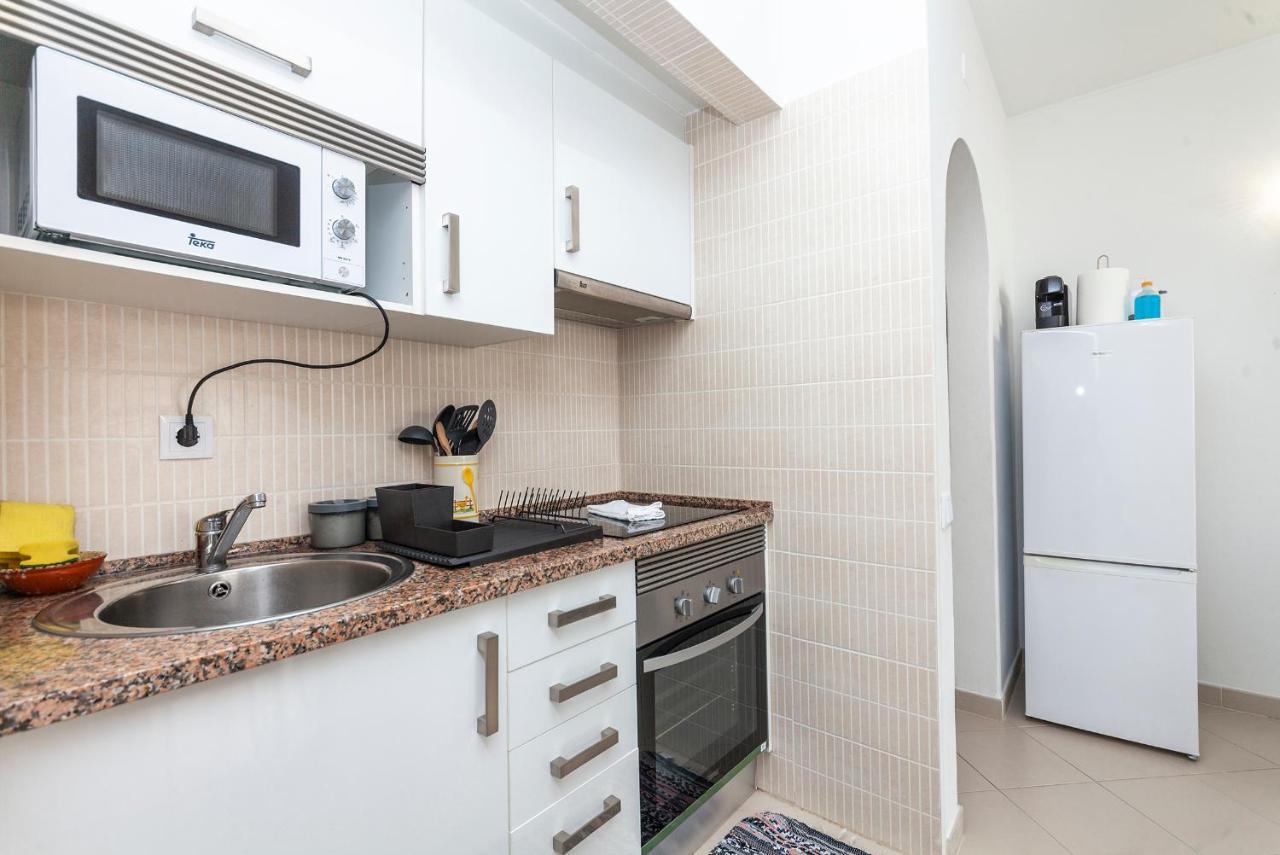 A61 - Largo Do Moinho Apartment In Лагуш Экстерьер фото